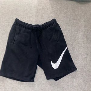 Nike Men’s Graphic Shorts